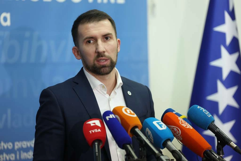 Delić: Zaštititi žrtave ratnog silovanja od svih oblika uznemiravanja